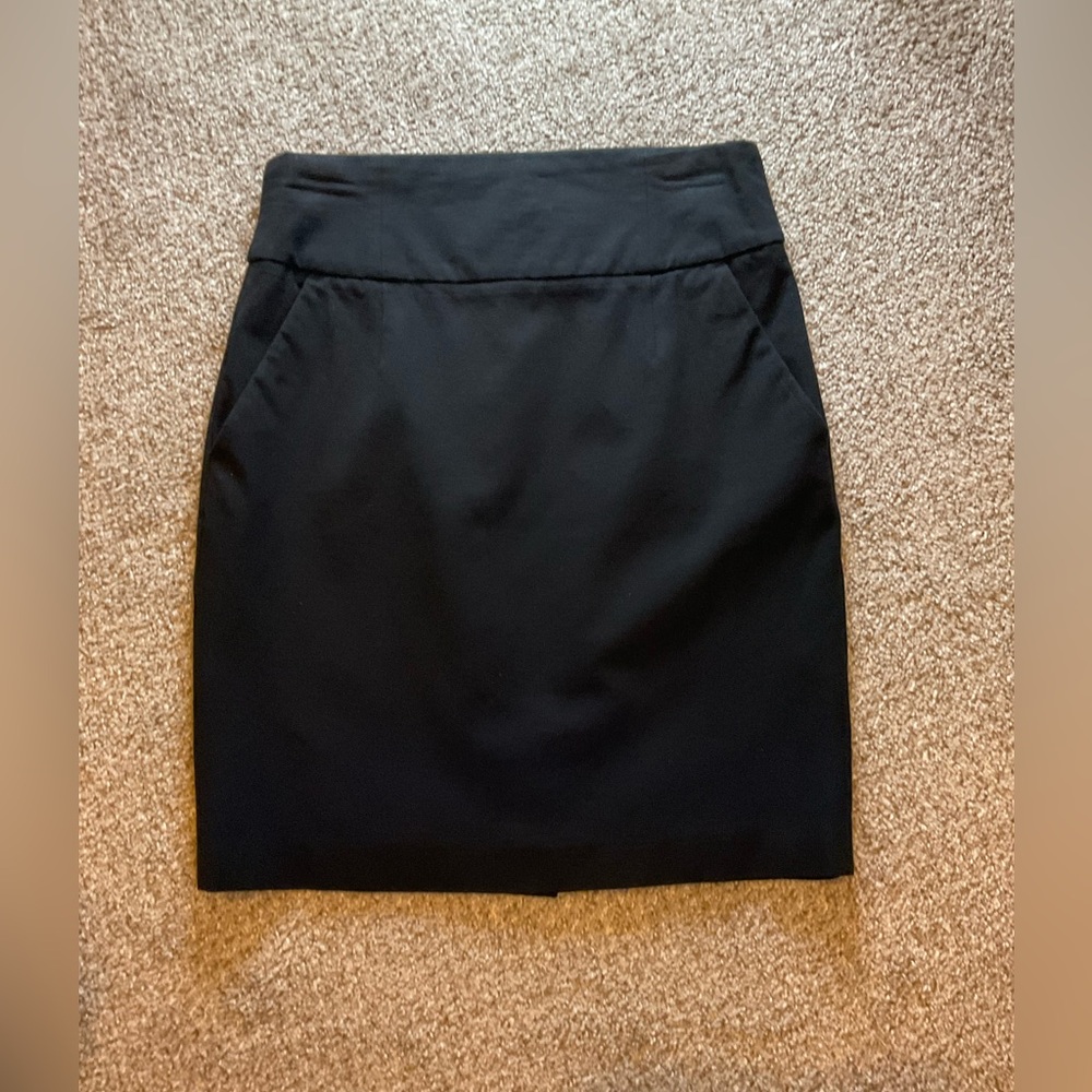 Banana Republic black dress skirt women’s size6 stretch fabric two front pockets